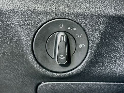 Used 2025 Volkswagen Jetta Sport FWD image 17
