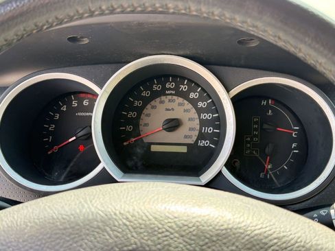 Used 2010 Toyota Tacoma PreRunner image 20