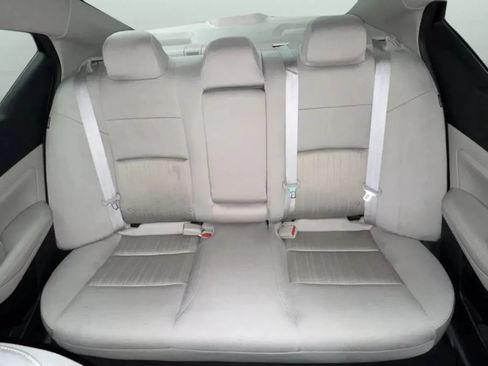 Used 2020 Nissan Altima 2.5 S FWD image 14