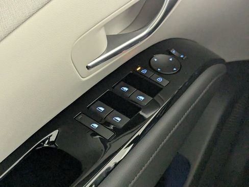 New 2026 Hyundai Tucson Limited FWD image 15