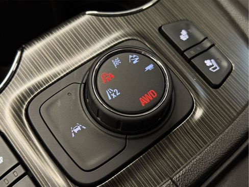 Certified 2023 GMC Acadia SLT w/ Elevation Edition AWD/4WD image 39