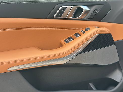 New 2026 BMW X5 xDrive40i w/ M Sport Package image 13