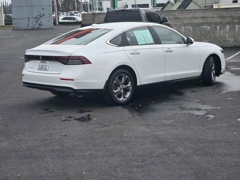 Used 2024 Honda Accord EX image 4
