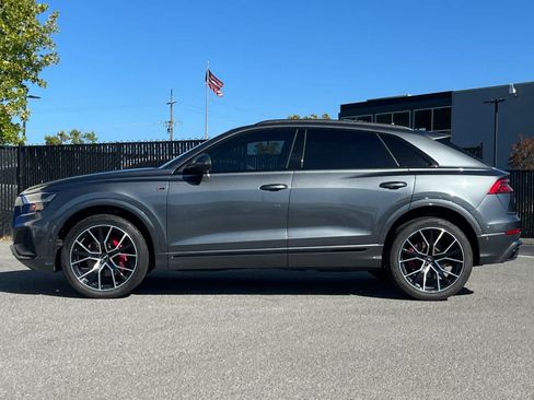 Used 2019 Audi Q8 Premium Plus w/ Premium Plus AWD/4WD image 6