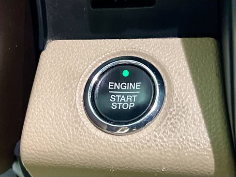 Used 2018 Ford F150 Lariat w/ Equipment Group 502A Luxury image 24