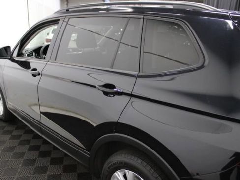Used 2018 Volkswagen Tiguan S image 8