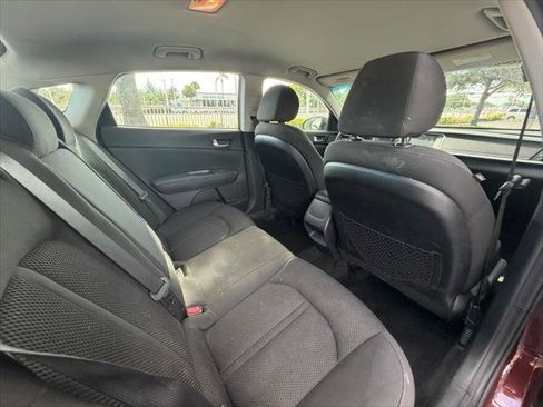 Used 2019 Kia Optima LX FWD image 17