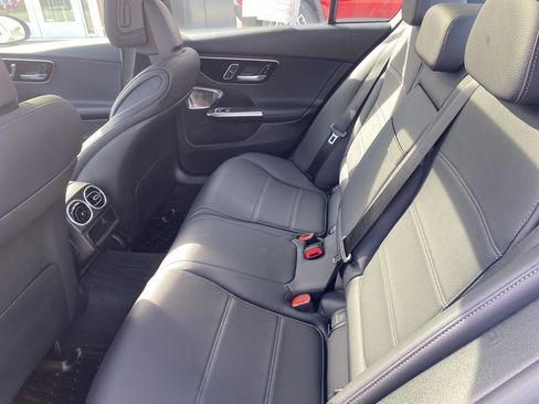 Used 2024 Mercedes-Benz C 300 4MATIC Sedan image 16