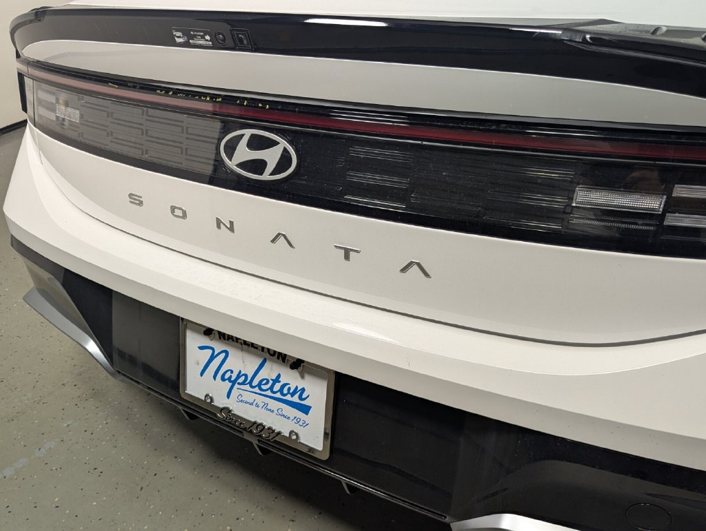 New 2026 Hyundai Sonata SEL FWD image 8