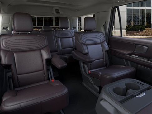 New 2025 Ford Expedition Platinum w/ Platinum Ultimate Package image 11
