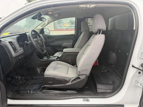 Used 2020 Chevrolet Colorado W/T w/ WT Convenience Package AWD/4WD image 17