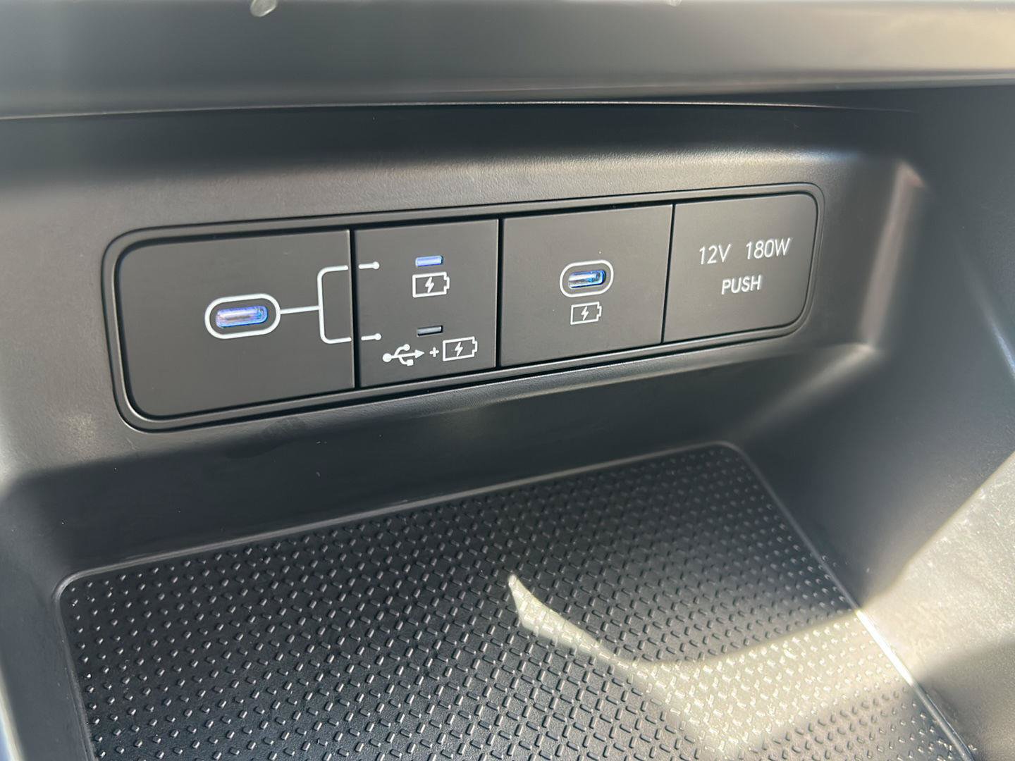 Certified 2025 Hyundai Tucson SE AWD/4WD image 23