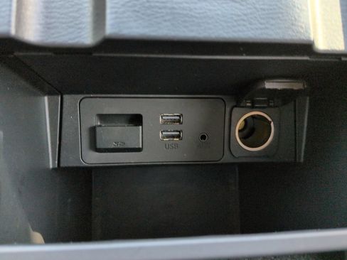 Used 2018 MAZDA CX-5 Touring w/ Preferred Equipment Package FWD image 23