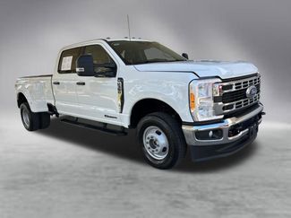 Used 2025 Ford F350 XLT w/ FX4 Off-Road Package AWD/4WD video 2