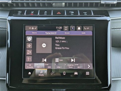 New 2025 Jeep Grand Cherokee L Altitude image 19