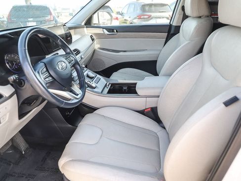 Used 2020 Hyundai Palisade SEL w/ Premium Package image 17