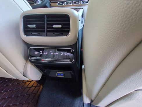 Used 2026 Mercedes-Benz GLS 450 4MATIC image 26