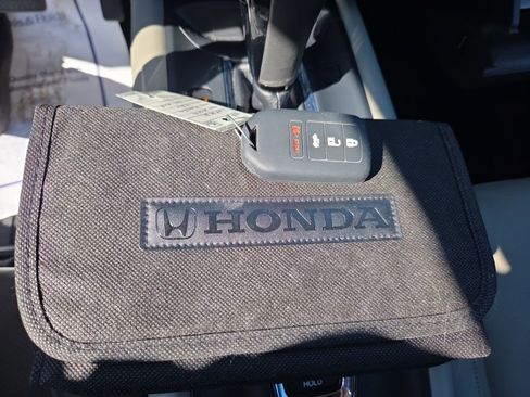 Used 2019 Honda HR-V EX-L image 38