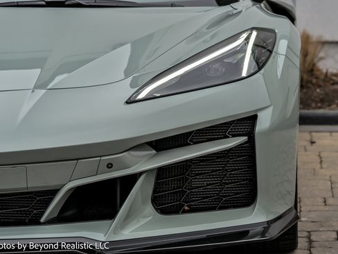 Used 2024 Chevrolet Corvette E-Ray image 9