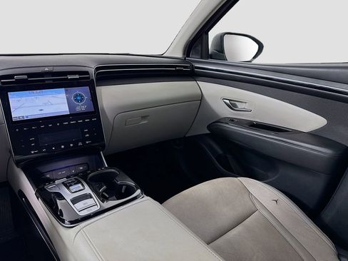 Used 2022 Hyundai Tucson Limited image 25