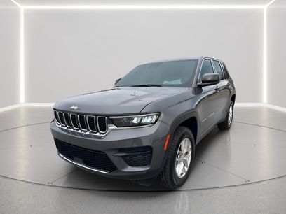 Used 2025 Jeep Grand Cherokee Laredo X