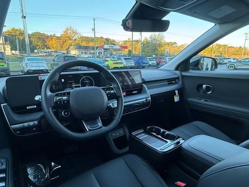 Used 2025 Hyundai Ioniq 5 SEL image 23