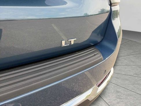 Used 2025 Chevrolet Tahoe LT w/ Comfort Package image 9