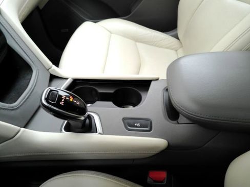 Used 2017 Cadillac XT5 Luxury w/ Driver Awareness Package image 43