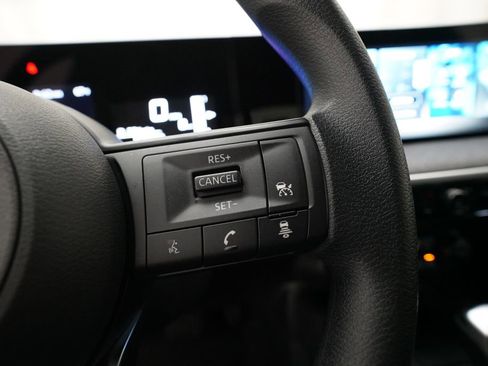 Used 2026 Nissan Kicks SV w/ Cold Weather Package image 18