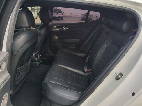 Used 2022 Kia Stinger GT2 RWD image 30