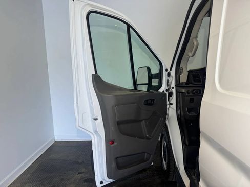 Used 2021 Ford Transit 250 Medium Roof RWD image 7