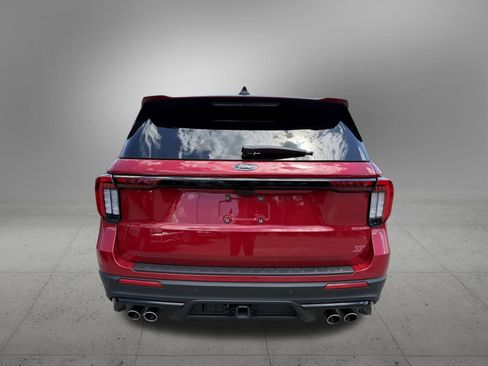 Used 2025 Ford Explorer ST w/ Sun And Sound Package AWD/4WD image 8