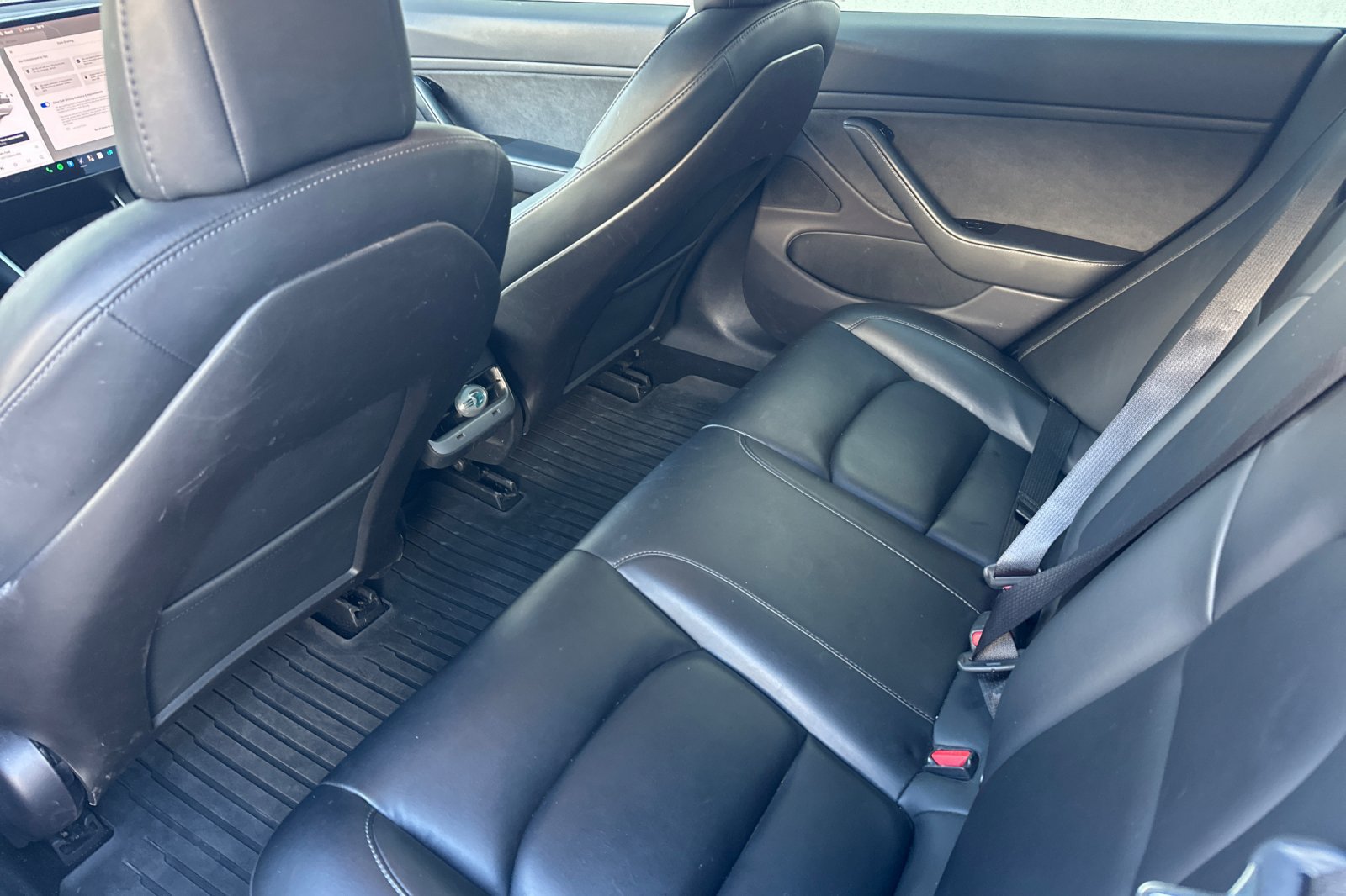 Used 2019 Tesla Model 3 Mid Range RWD image 14