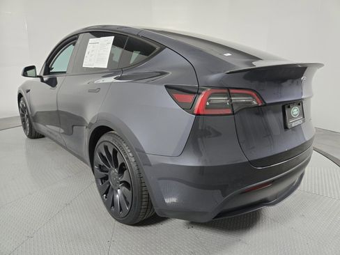 Used 2022 Tesla Model Y Performance image 7