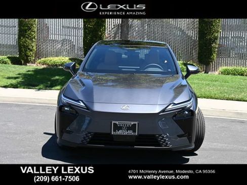 New 2026 Lexus ES 350e w/ Convenience Package FWD image 2