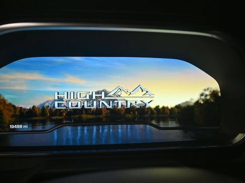 Used 2024 Chevrolet Tahoe High Country RWD image 10