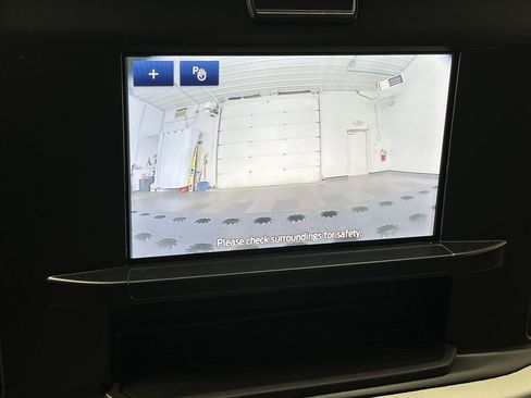 New 2026 Ford F250 XL w/ XL Chrome Package image 6