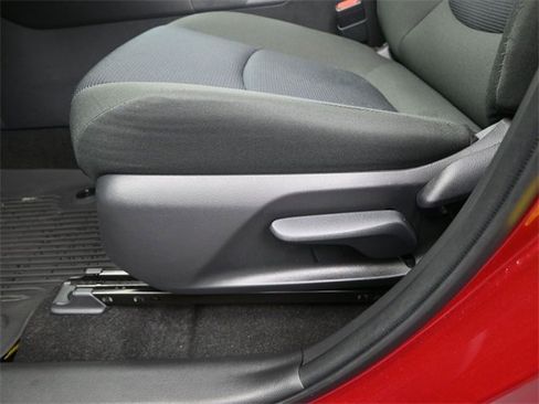 Used 2025 Toyota RAV4 LE image 10