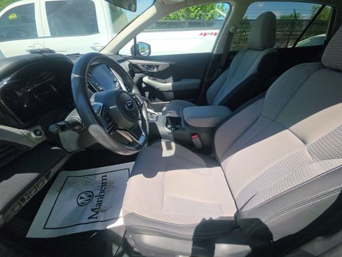 Used 2024 Subaru Outback Premium AWD/4WD image 11