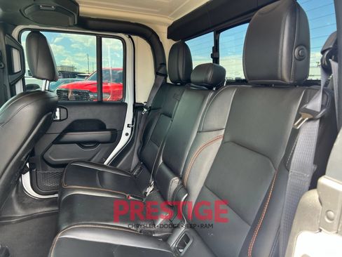 Used 2023 Jeep Gladiator Mojave w/ Cold Weather Group AWD/4WD image 25