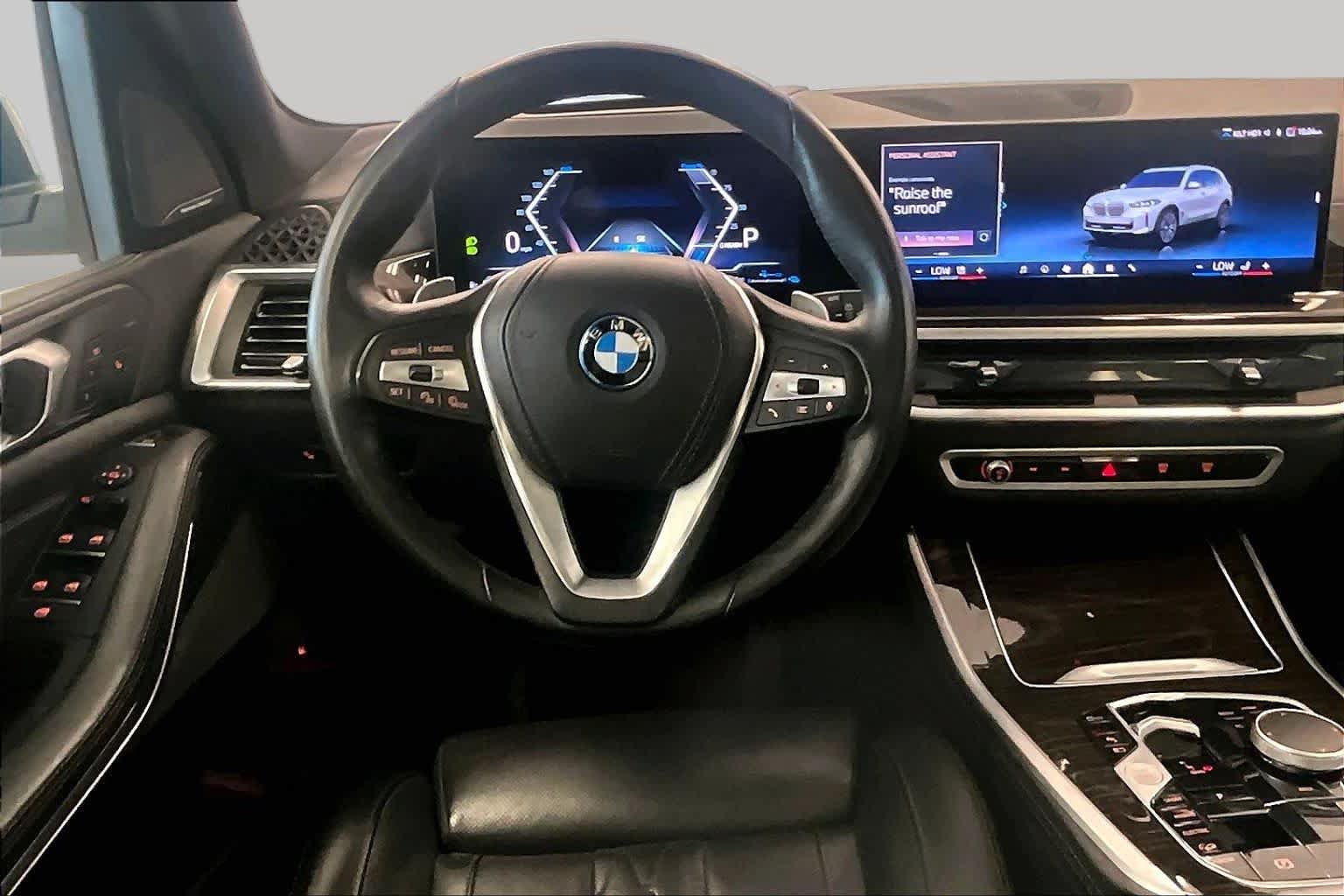Used 2025 BMW X5 xDrive50e AWD/4WD image 5