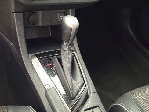 Used 2014 Toyota Corolla S FWD image 32