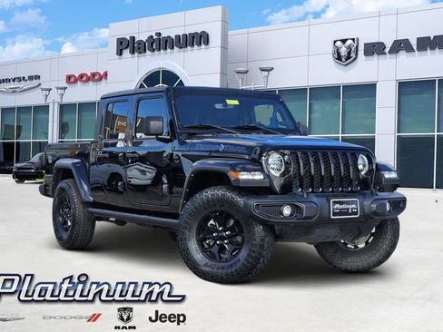 Used 2022 Jeep Gladiator Sport image 1