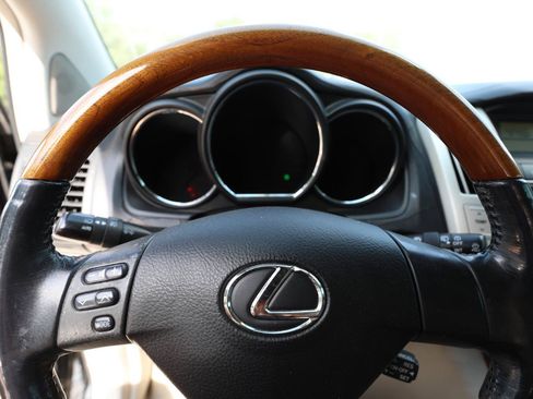 Used 2004 Lexus RX 330 AWD image 23