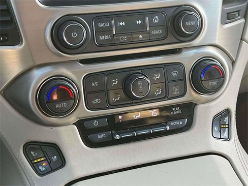 Used 2018 GMC Yukon Denali image 26