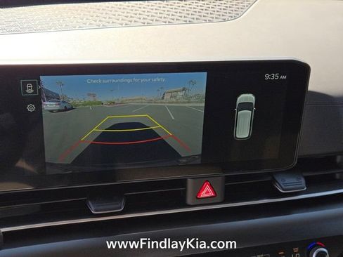 New 2026 Kia Carnival LXS FWD image 18
