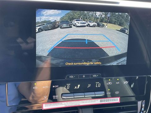 Used 2024 Toyota bZ4X XLE image 19