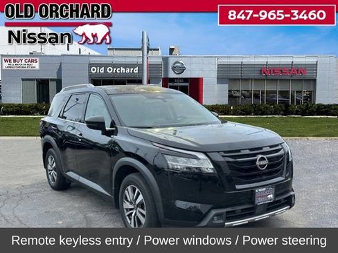 Used 2022 Nissan Pathfinder SL w/ SL Black Package image 6