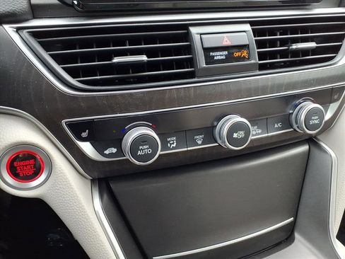 Used 2019 Honda Accord EX-L image 31