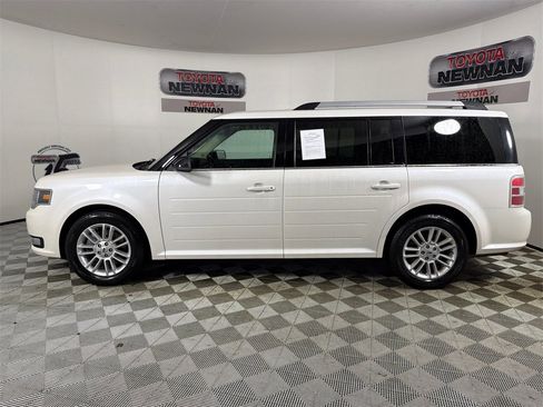 Used 2014 Ford Flex SEL image 6